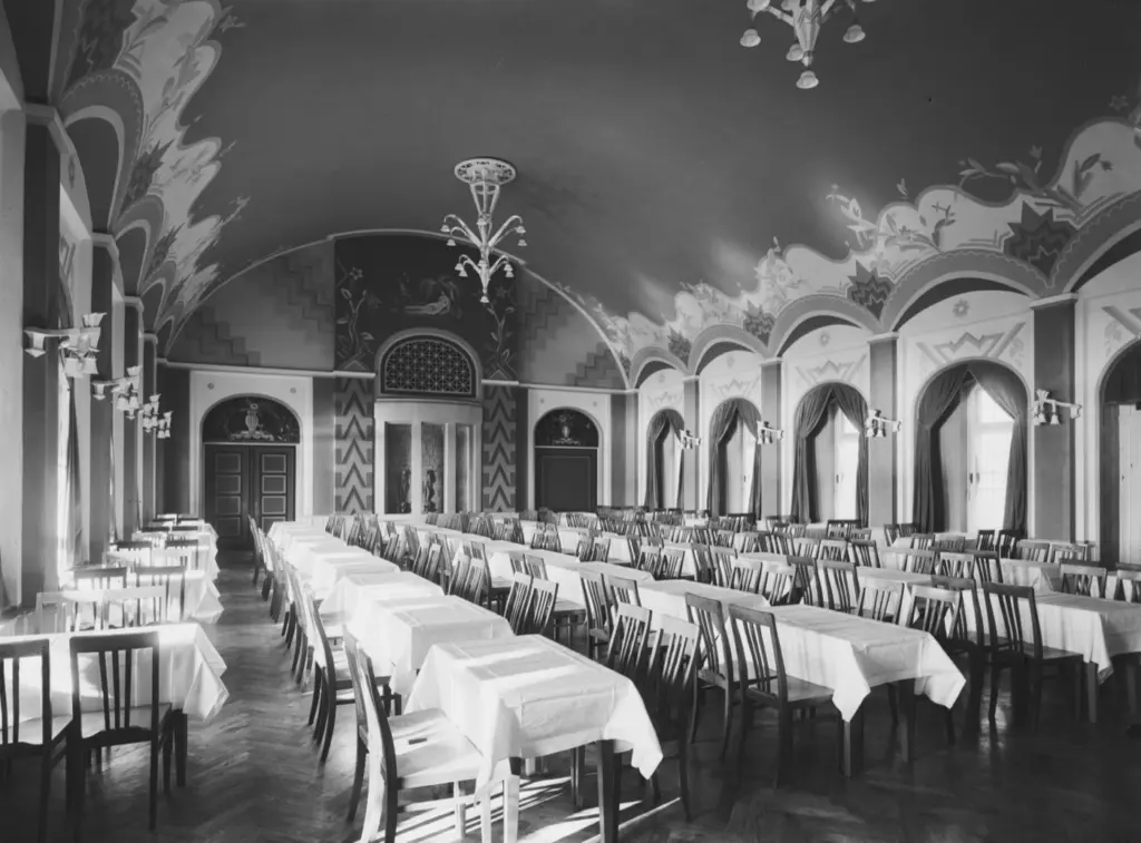 Roter Saal der Stadthalle