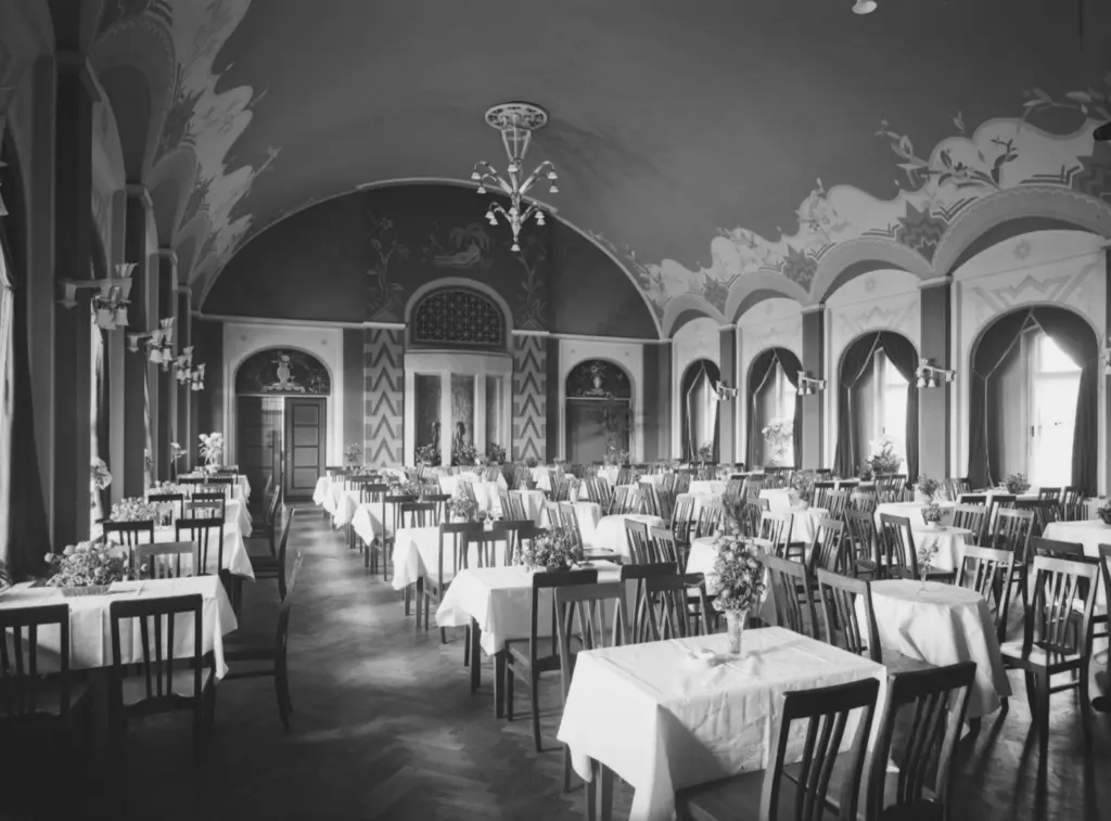 Speisesaal der Stadthalle